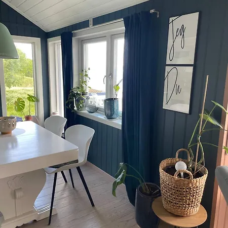 For Rent By The Sea * Ballangen