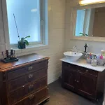 度假居 For Rent By The Sea *